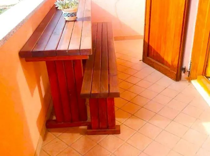 Mon Perin Castrum - Valentina Bale