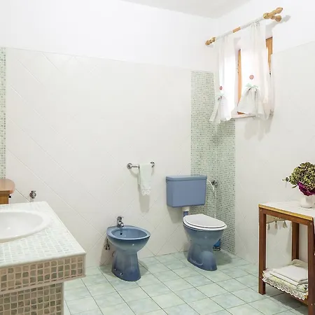 Mon Perin Castrum - Valentina *