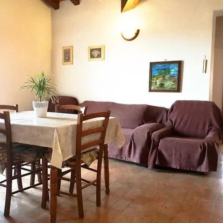 Mon Perin Castrum - Valentina *